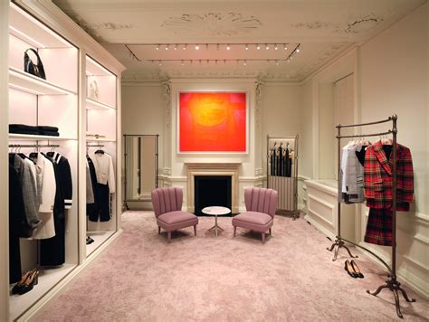 gucci bond street opening times|Gucci flagship stores.